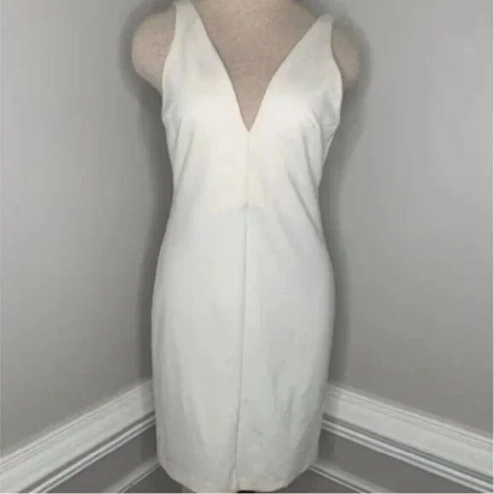 Amanda Uprichard Cream Deep V Sleeveless Dress Size Large NWT